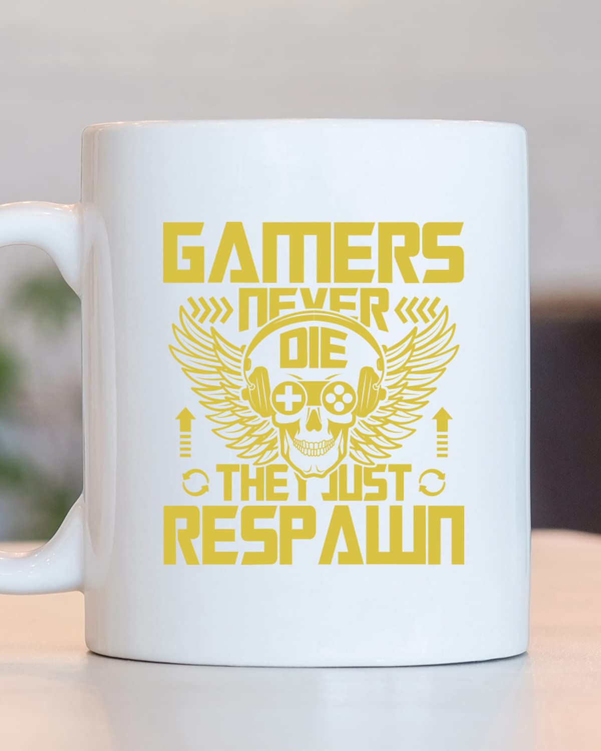 GAMERS NEVER DIE Coffee Mug - Unique Gifts For Game Lovers, Gamer Mugs, Gifts For Gaming Fans, Gaming Coffee Cup for Husband Boyfriend Birthday, Valentine's Day Gift, Birthday Gift for gamer nerds