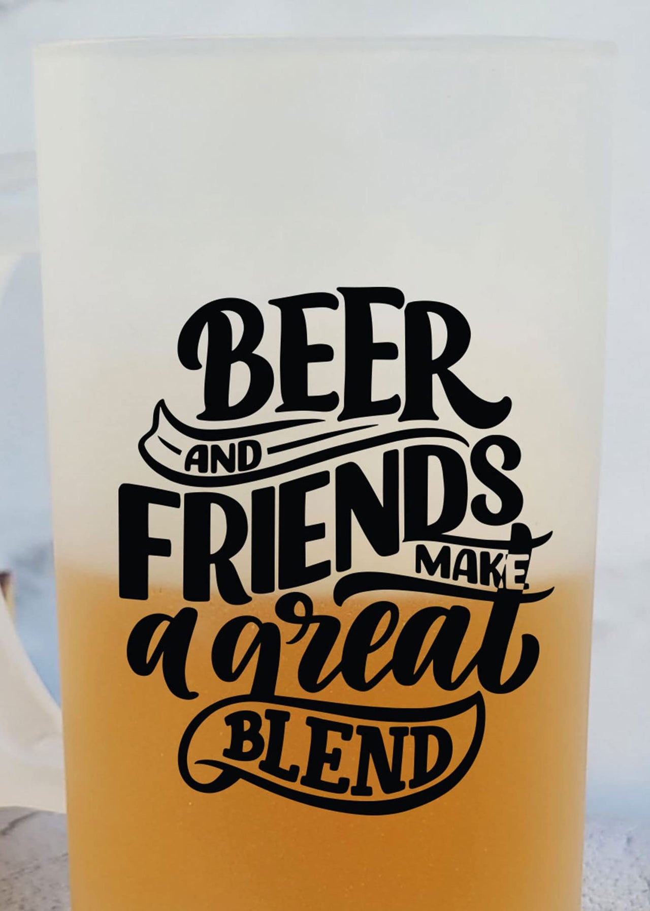 the pink magnet Beer & Friends - Frosted Beer Mug