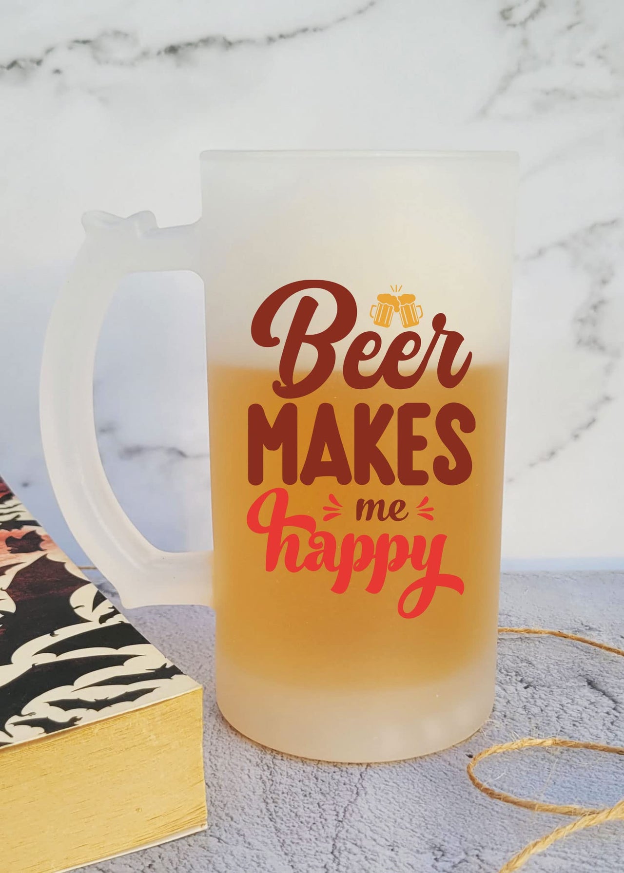 the pink magnet Beer Makes Me Happy - Frosted Beer Mug